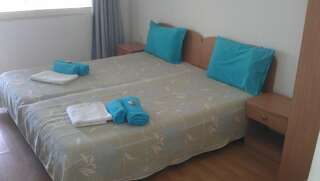 Отель Hotel Lozite Созополь Двухместный номер с 2 отдельными кроватями-2
